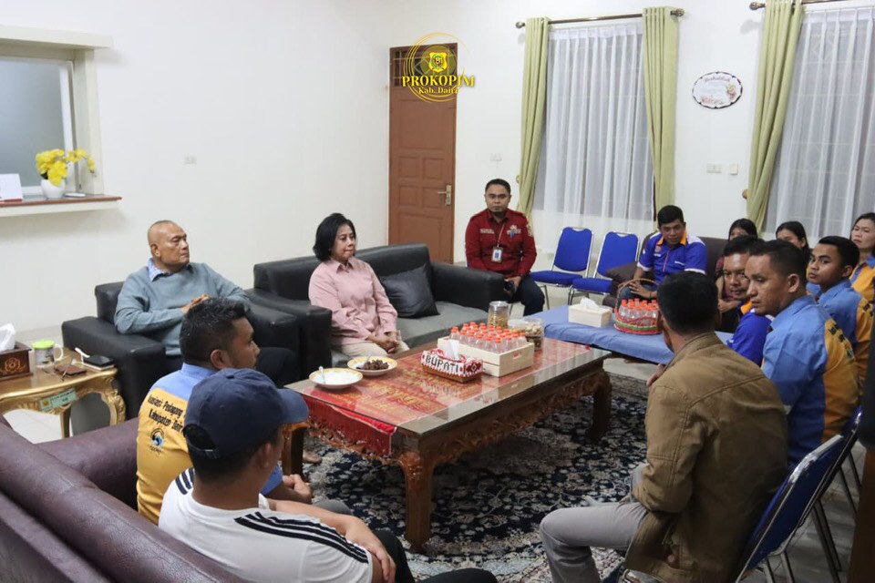 Pertemuan APPKD Kabupaten Dairi dengan Bupati Dairi.(ist)
