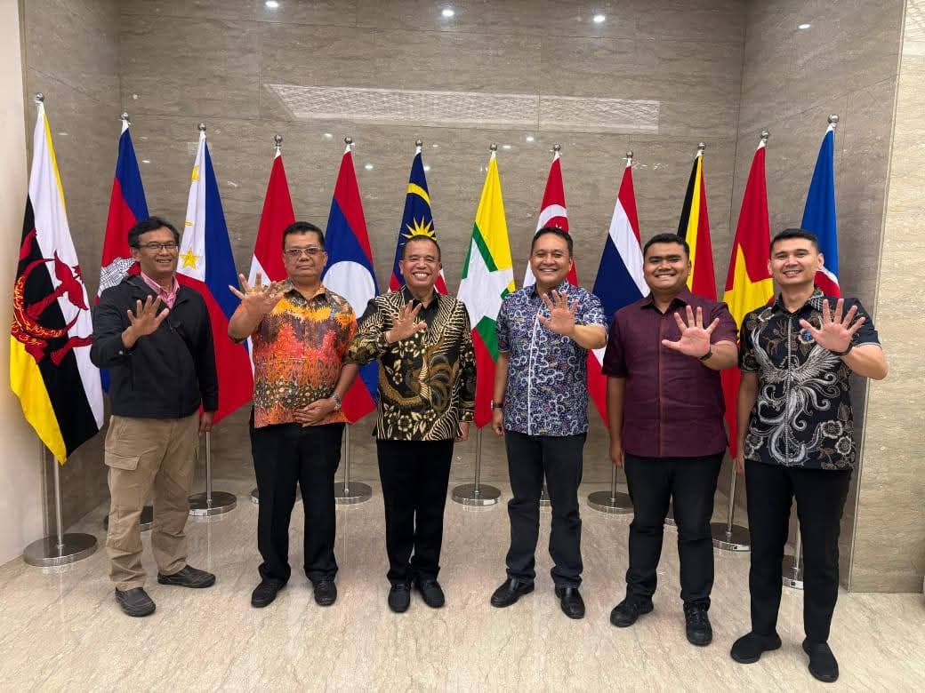 Bupati Karo, Antonius Ginting audensi ke Mentri Perdagangan Budi Santoso.(ist)