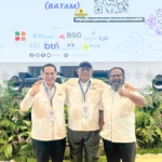 Bupati Dairi, Vickner Sinaga (tengah) hadiri Rakernas APKASI tahun 2026 di Batam.(ist)