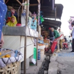 Penertiban Pusat Pasar Berastagi.(ist)