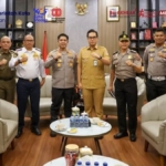 Kunjungan Kapolres Pelabuhan Belawan AKBP Rosef Efendi, di Rumah Dinas Wali Kota Rico Waas.(ist)