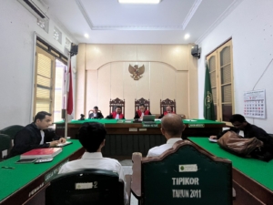 Sidang terdakwa korupsi Profil Desa di Pengadilan negeri Medan.(hen)