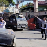 Penertiban sepanjang jalan Kabanjahe - Merek (Lau dah).(ist)