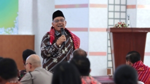 Bupati Dairi Vickner Sinaga dalam acara Musrenbang di Kabupaten Karo.(ist)