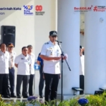 Wali Kota Medan Rico Tri Putra Bayu memimpin apel perdana pasca libur Hari Raya Idul Fitri.(ist)