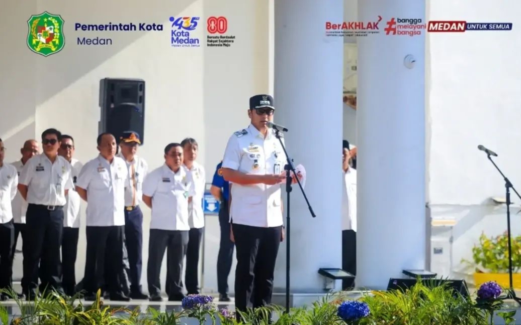 Wali Kota Medan Rico Tri Putra Bayu memimpin apel perdana pasca libur Hari Raya Idul Fitri.(ist)