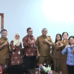 Bupati Dairi Vickner Sinaga menerima kunjungan perwakilan BKKBN Provinsi Sumatera Utara  (Provsu).(ist)