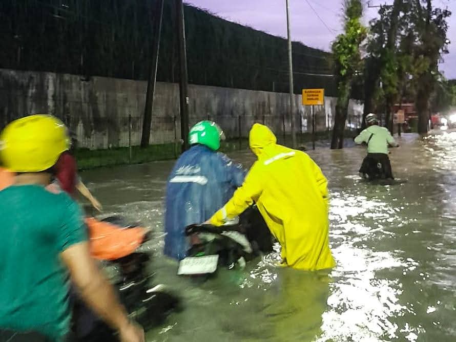Badan Penanggulangan Bencana Daerah (BPBD) turun langsung ke sejumlah lokasi yang dilanda banjir dan kerusakan.(ist)