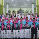 17 orang jemaah calon Haji Kabupaten Dairi Diberangkatkan.(ist)