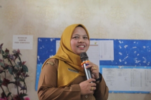 Kepala Sekolah SMA Negeri 1 Salak, Nurlaila Solin.(ist)