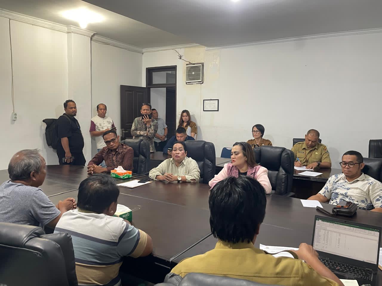 RDP DPRD Karo bersama Masyarakat Munte.(ist)