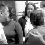 Amsal Cristy Sitepu, terdakwa Kasus Pembuatan Profil Desa saat bertemu dengan keluarga.(ist)