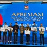 Bupati Dairi, Vickner Sinaga, menerima penghargaan ajang Apresiasi Pemerintah Daerah Berprestasi 2026.(ist)