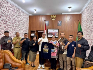 Pengurus Cabang (Pengcab) Wushu Karo berkunjung ke Ketua DPRD Kabupaten Karo Iriani Br Tarigan.(ist)