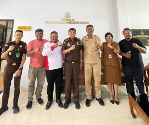 Asosiasi Badan Permusyawaratan Desa Nasional (ABPEMNAS) Kabupaten Karo berkunjung ke kantor Kejaksaan Negeri (Kejari) Karo.(ist)