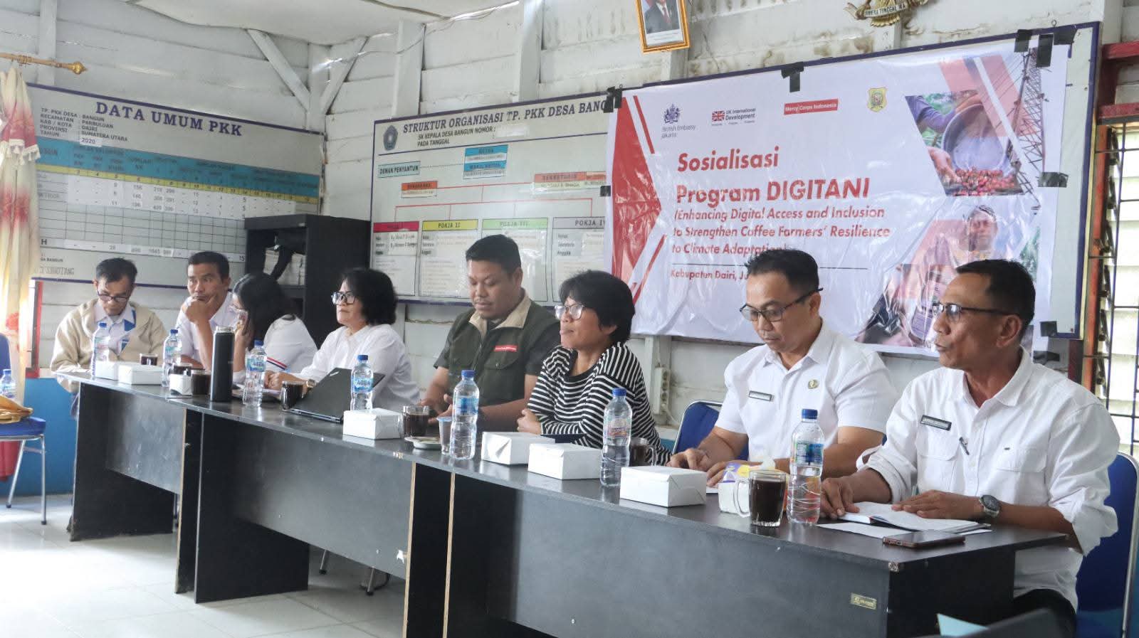 Sosialisasi program DIGITANI bersama para perwakilan OPD kepada Masyarakat Desa Bangun.(ist)