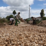 Pemeliharaan Jalan Kentara- Rumah Ijuk Link. 134 Kecamatan Laeparira, Jumat (3/7/2026).(ist)