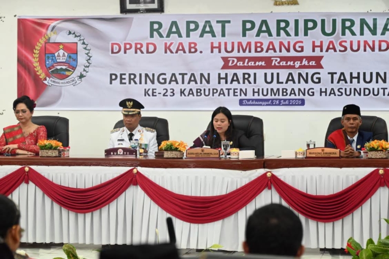 DPRD menggelar rapat paripurna peringatan Hari Ulang Tahun (HUT) ke-23 Kabupaten Humbahas.(ist)
