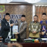 Sidang paripurna DPRD Dairi, Bupati Dairi menyampaikan Nota Pengantar atas Rancangan Kebijakan Umum APBD (KUA) serta Prioritas dan Plafon Anggaran Sementara (PPAS) Tahun Anggaran 2027.(ist)