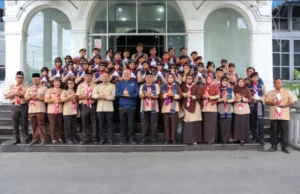38 orang Kontingan Kota Pematangsiantar menuju Jamnas XII Tahun 2026 saat dilepas Pemko Siantar.(ist)