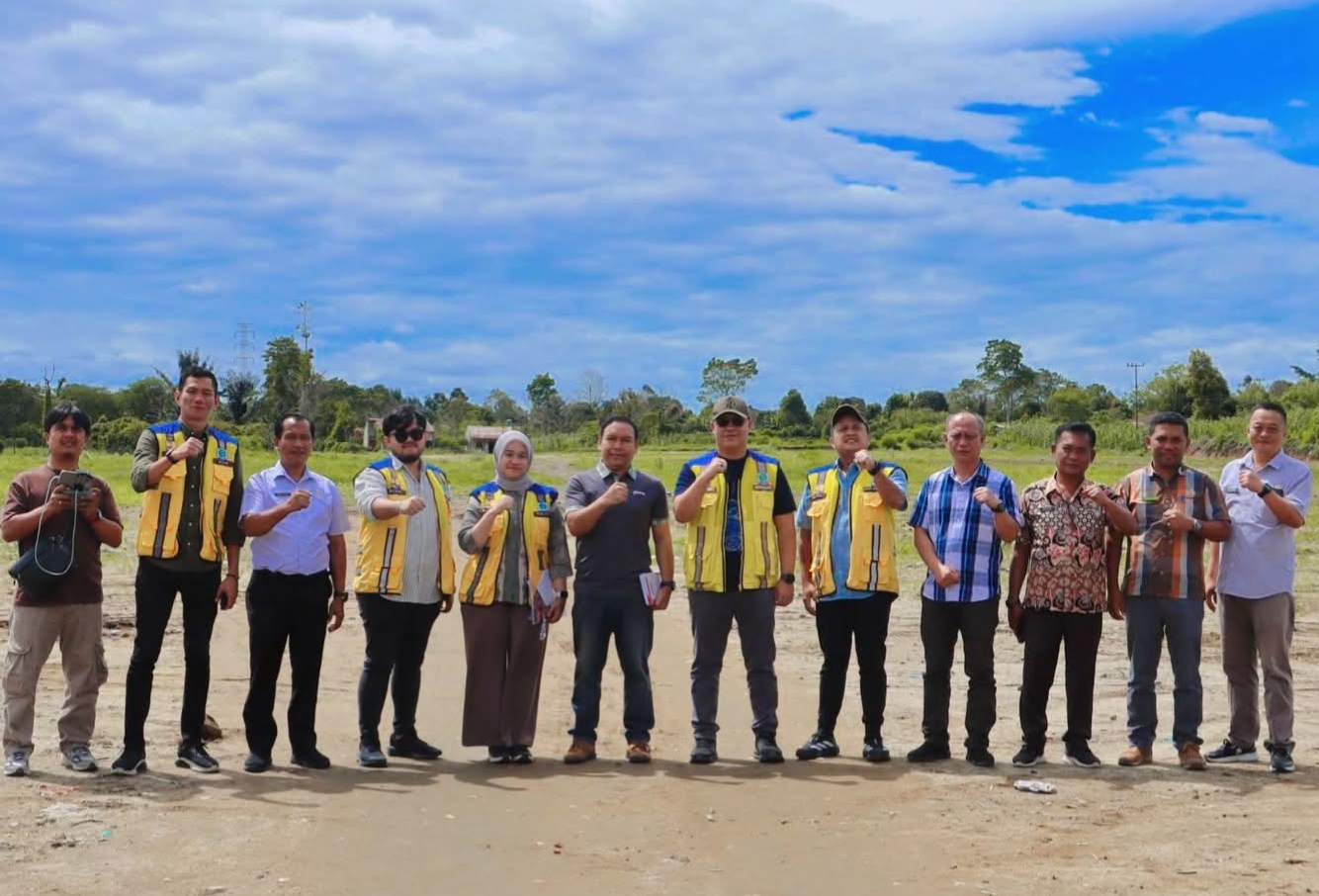 Peninjauan lapangan langsung ke lokasi pembangunan Sekolah Rakyat di Sitinjo Kabupaten Dairi pada Jumat (7/8/2026).(ist)